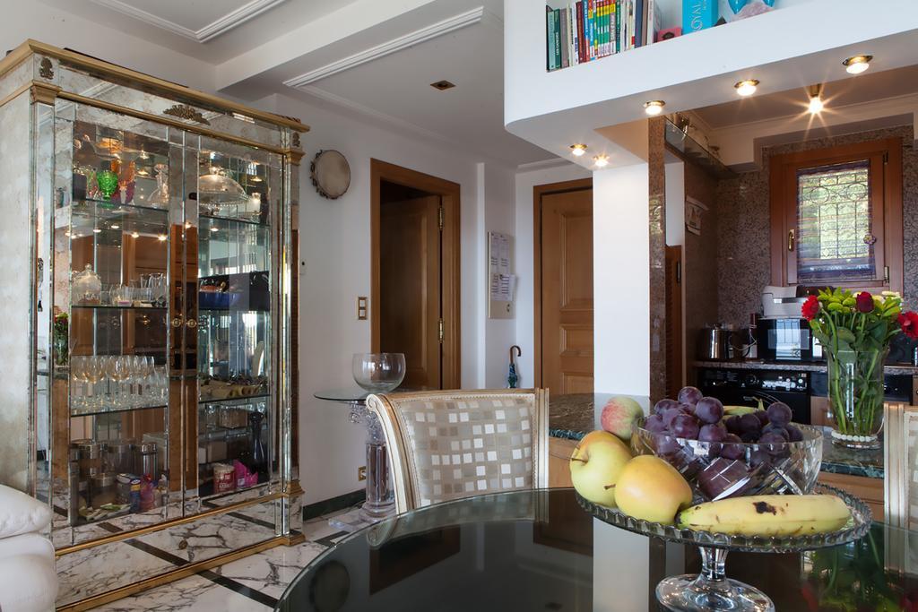 Sunny Panoramic Balcony Apartment Eze Bagian luar foto