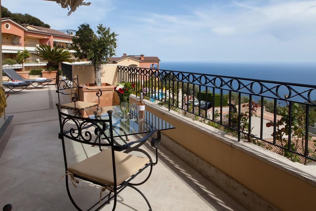 Sunny Panoramic Balcony Apartment Eze Bagian luar foto