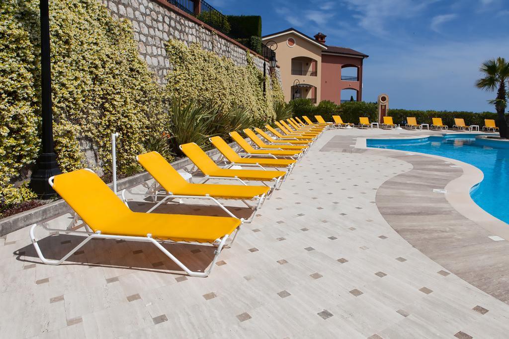 Sunny Panoramic Balcony Apartment Eze Bagian luar foto